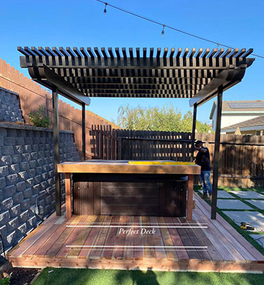 Cedar Decking in Agoura Hills